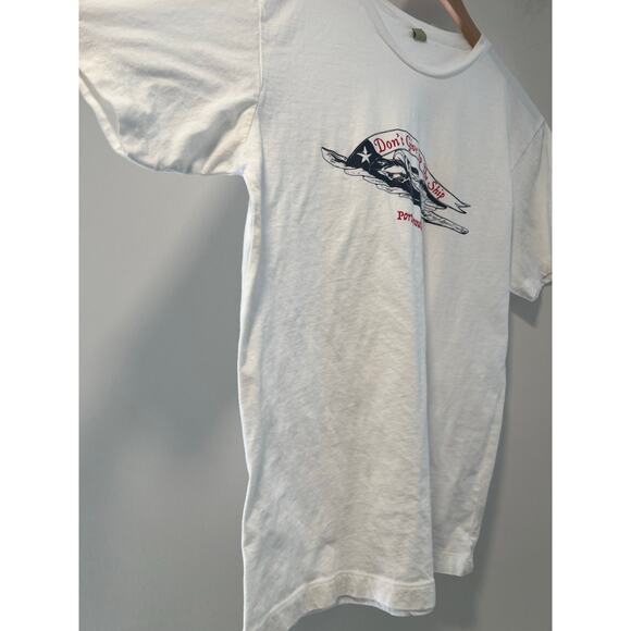 Men's T-Shirt Don't Give Up the Ship Portsmouth, NH Seacoast Size Large JL - Picture 3 of 6